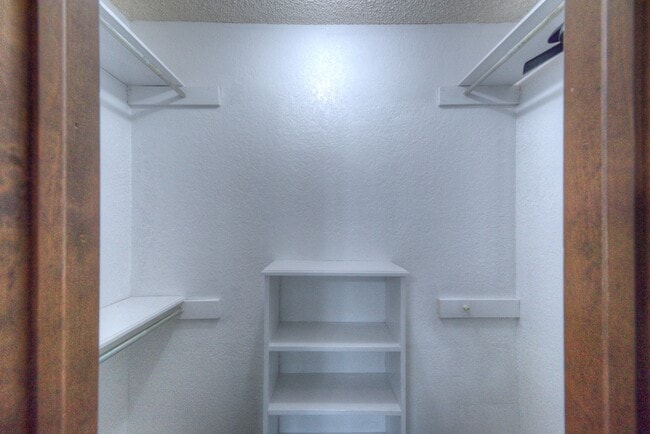 Building Photo - 24322 S Beulah Cove