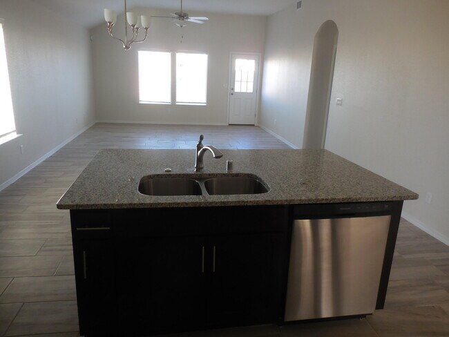 Building Photo - 1100 Summer Night Pl