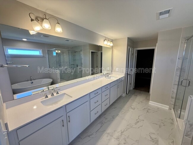 Building Photo - 75 N Clearbrook Ct