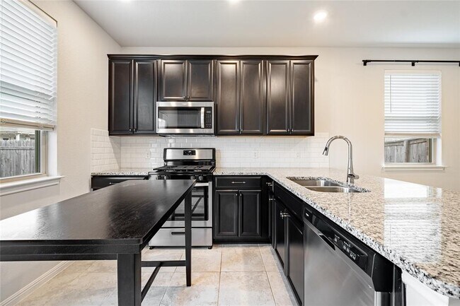 Building Photo - 12310 Silverstream Ln