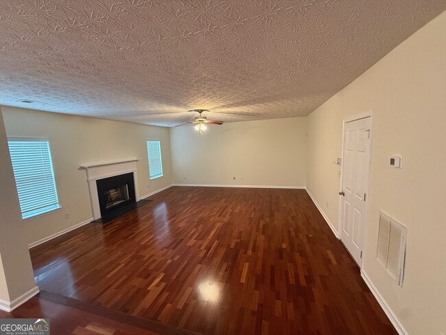 Building Photo - 3745 Sidda Way