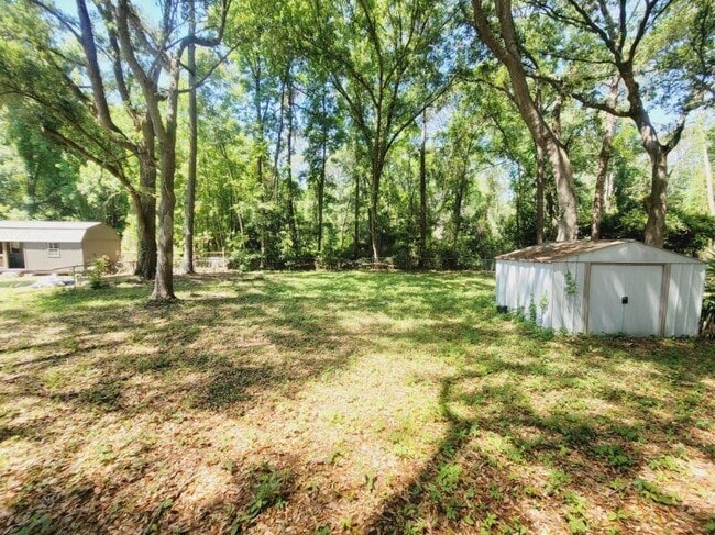 Building Photo - 5680 Doonesbury Way