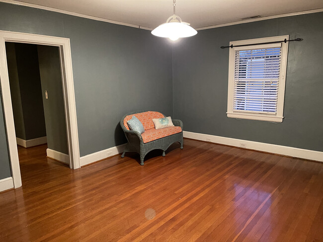 blond hardwood floors - 541 Lamar Ave