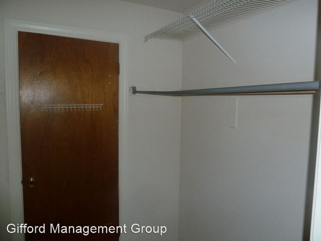 Building Photo - 620 W Olney Rd