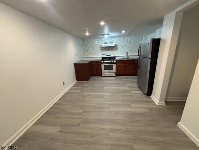 Building Photo - 540 Marshall St