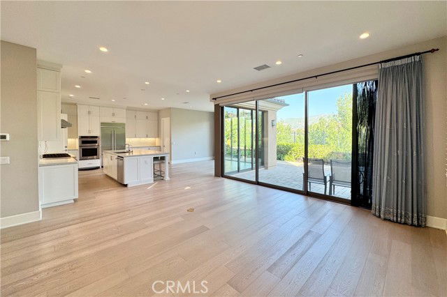 Building Photo - 115 Locanda