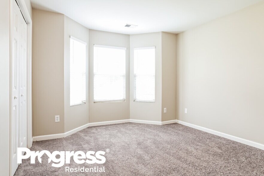 Building Photo - 2123 Craver Mdws Ct