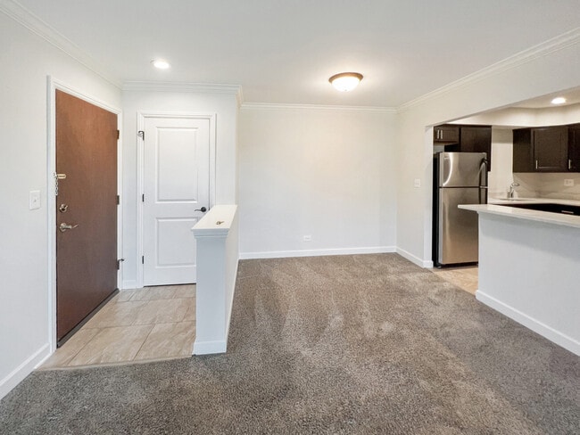 Building Photo - 785 Pershing Ave