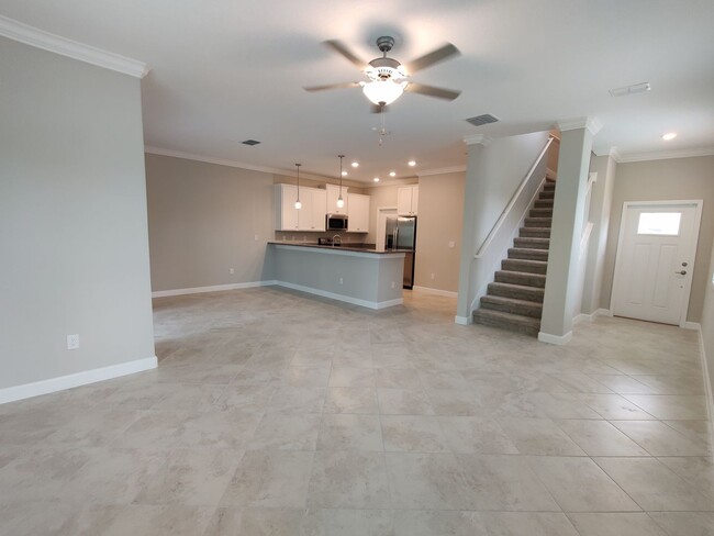 Building Photo - 23300 Willow Glen Way