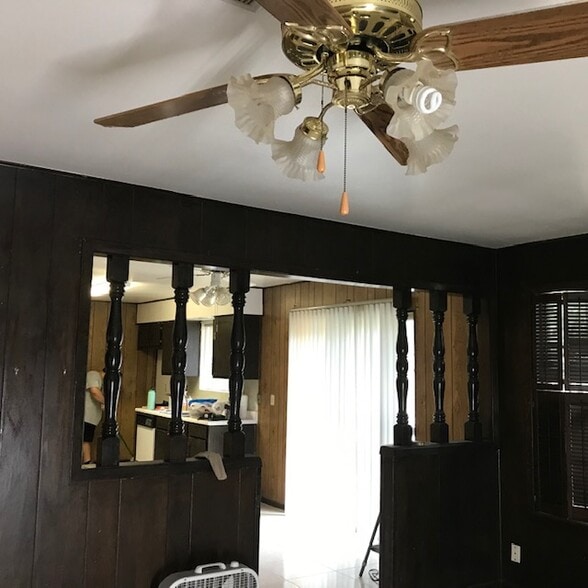 breakfast area - 1202 Peach Spring Dr