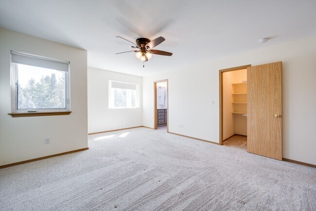 Building Photo - Townhouse Retreat on Military Hill – Moder...