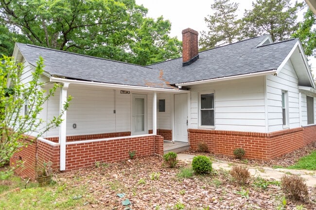 Primary Photo - 2079 23rd St Dr SE