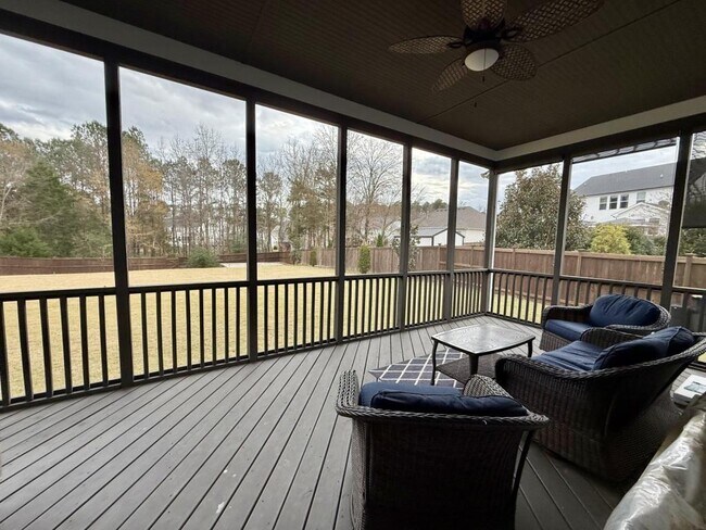 Building Photo - 1316 Spicer Ln