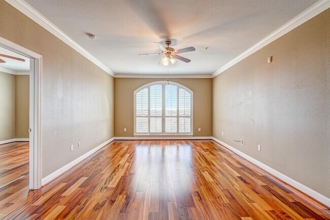 Building Photo - 2299 Lone Star Dr