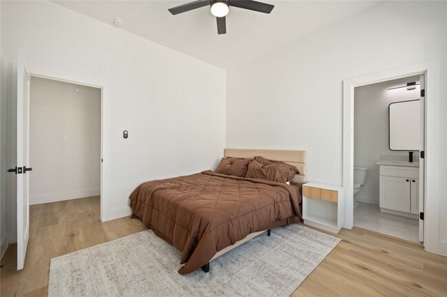 Building Photo - 4202 Kewanee St