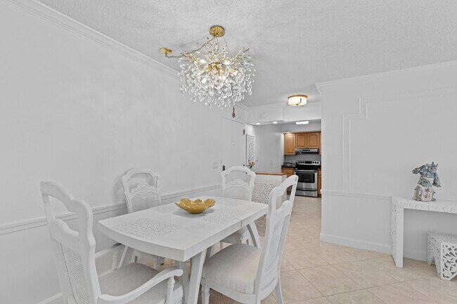 Building Photo - 4505 S Ocean Blvd