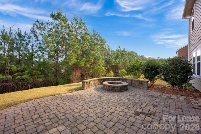 Building Photo - 132 Cherry Bark Dr