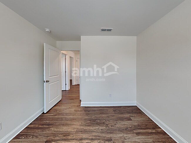 Building Photo - 3272 Brierhill Rd