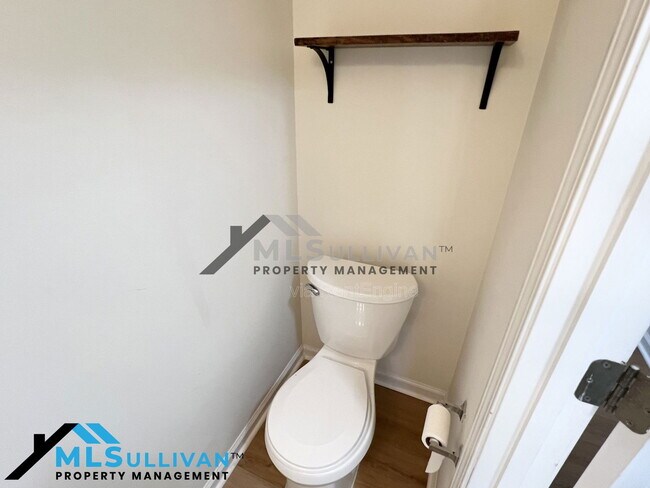 Building Photo - 4504 Conklin Dr