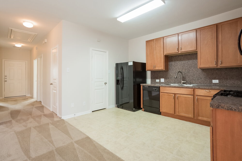 Building Photo - 8119 Almera Falls Dr