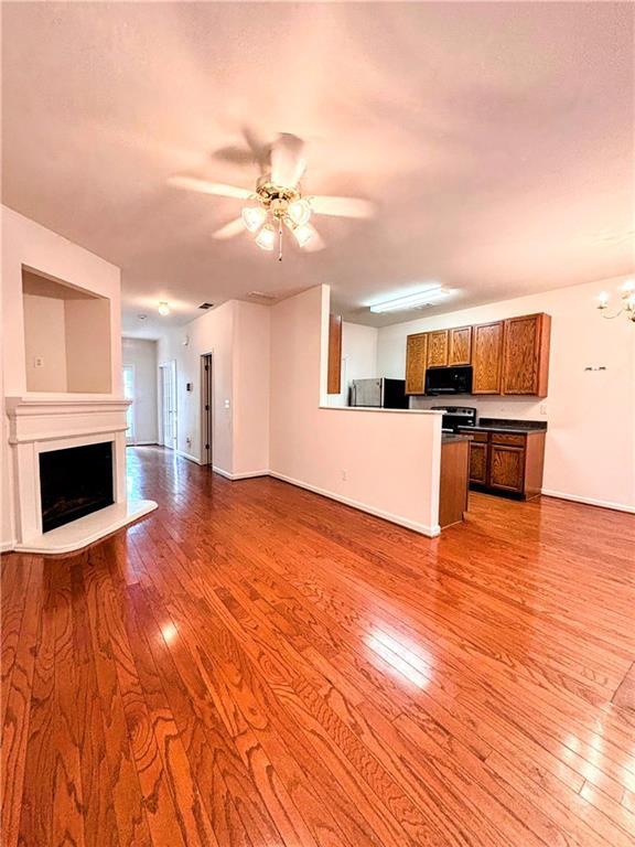 Building Photo - 283 Brookview Dr