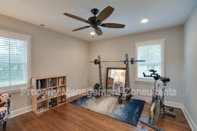 Building Photo - 805 Rison Ave NE