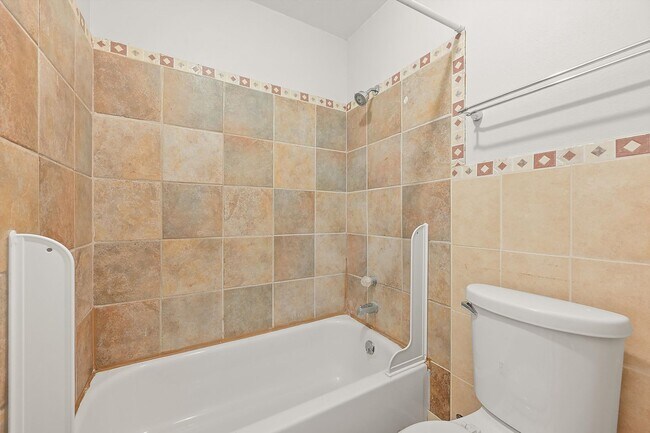 Building Photo - 3BR Townhome in Aurora | Private Yard, Covered Parking & Community Pool