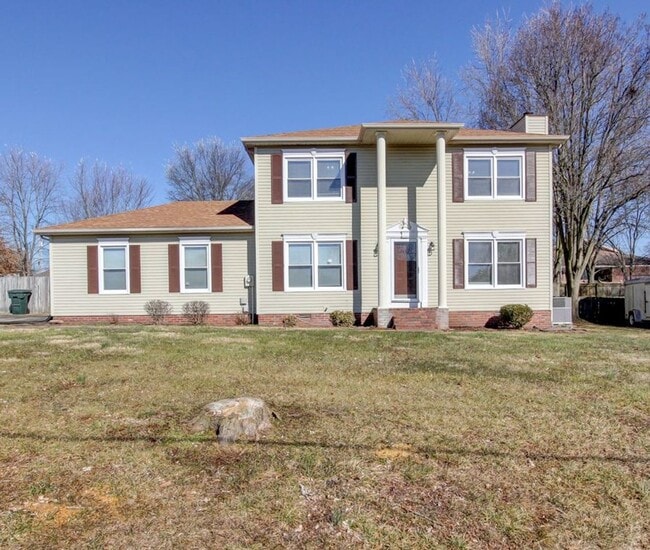 Primary Photo - Three Bedroom in Hopkinsville, KY