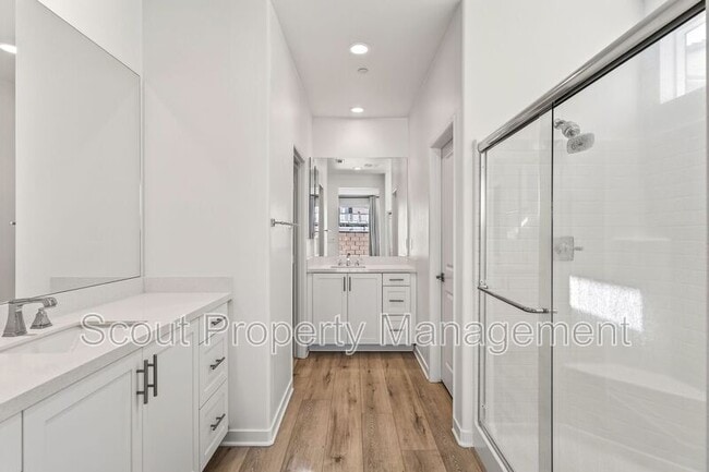 Building Photo - 45079 Via Vela Via