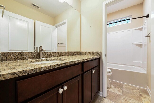 Building Photo - 432 War Admiral Ln