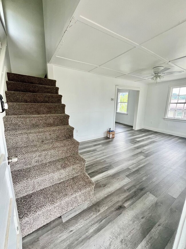 Building Photo - 2 Bedroom Single-Family Home in Bellefonte – Available August 1