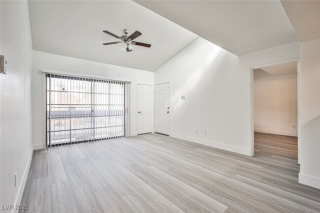 Building Photo - 5166 S Jones Blvd