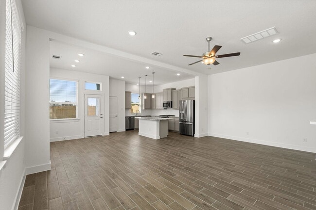 Building Photo - Park Hill Court, Stafford, TX 77477 - 3 BR 2.5 BA single-family home