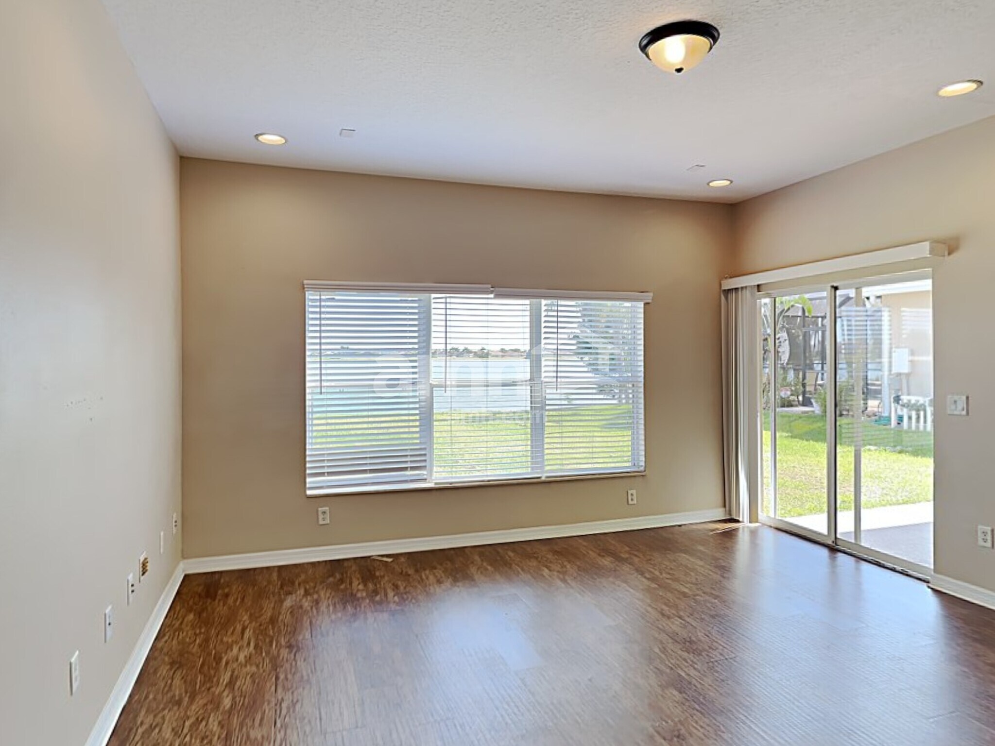Building Photo - 1644 Mira Lago Cir