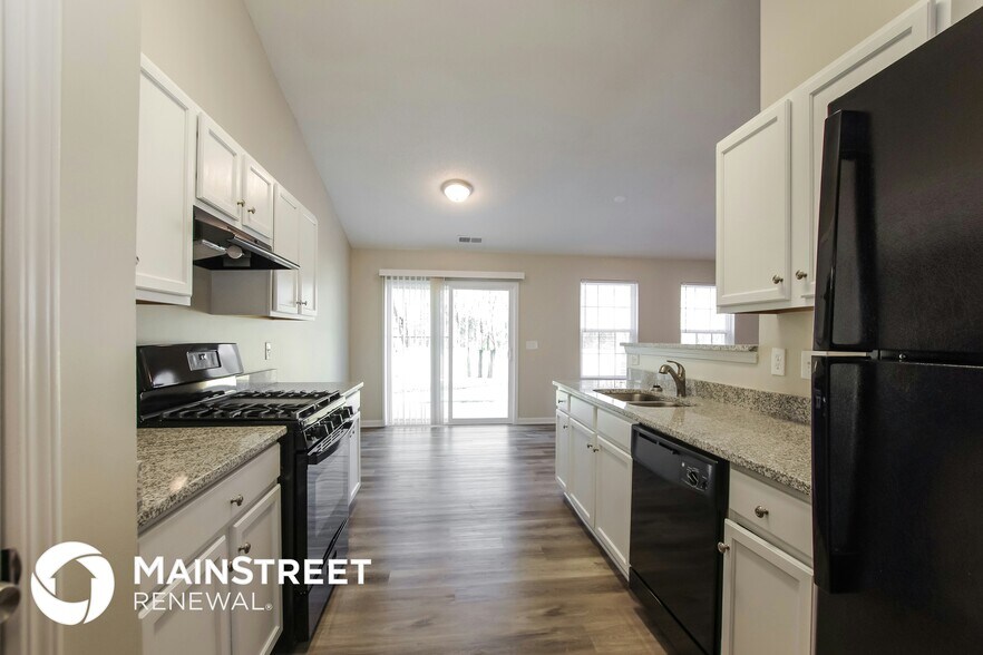 Building Photo - 4112 Hunters Trail Dr