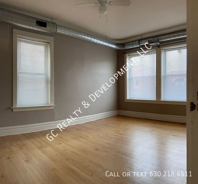 Building Photo - 113 N Main St