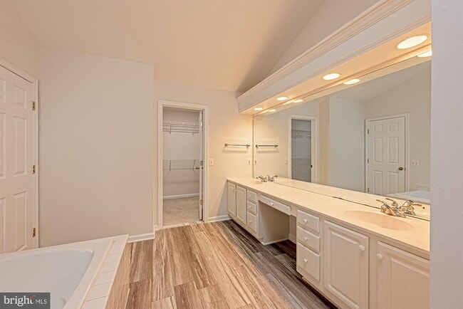 Building Photo - 47174 Chambliss Ct