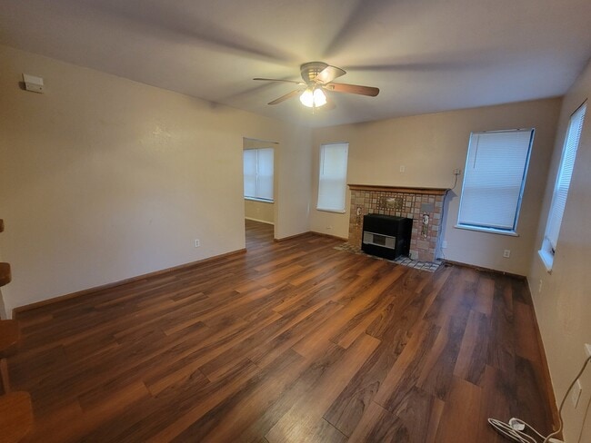 Building Photo - 2721 NW 12th St