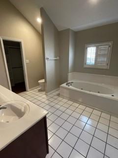 Building Photo - 10380 Hunters Ridge Dr N