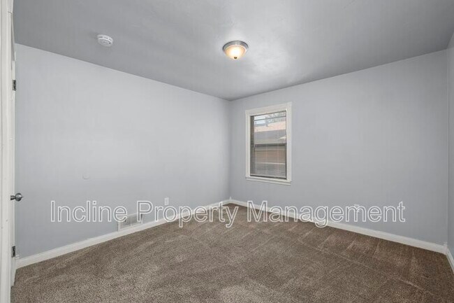 Building Photo - 215 N 100 E