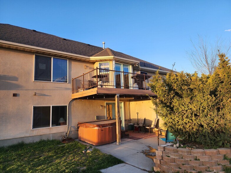 Building Photo - 33 W 1600 S St