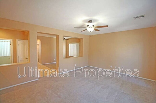 Building Photo - 9234 W Milkweed Loop