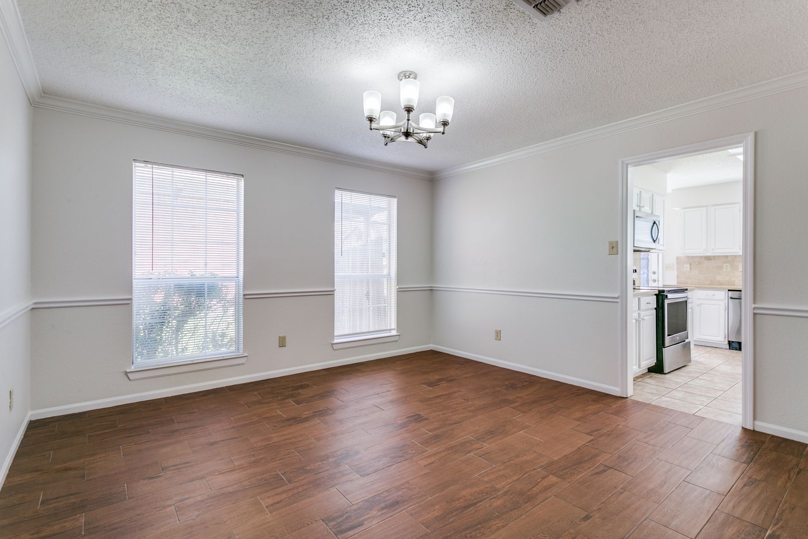 Building Photo - 5504 Big Bend Dr