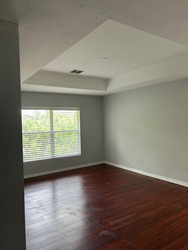 Building Photo - 1412 Seminole Palms Dr