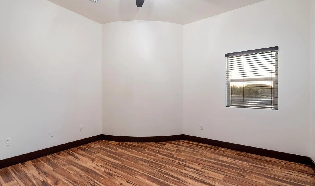 Building Photo - 28301 N 154th St