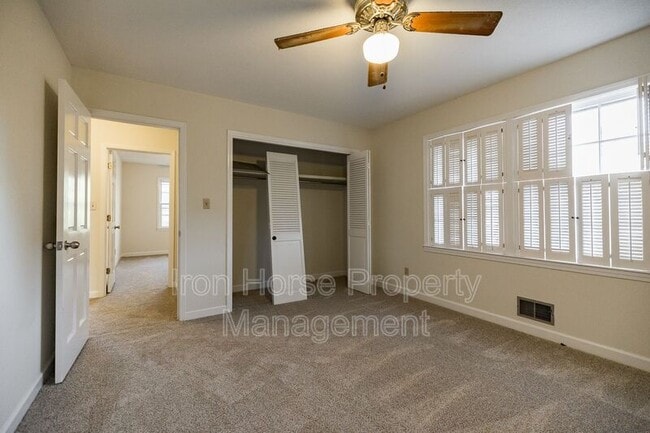 Building Photo - 265 Ponderosa Dr