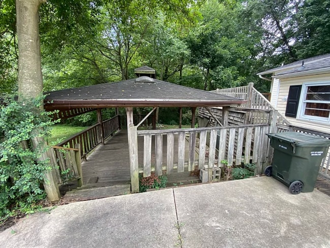 Building Photo - 120 New Woodruff Rd