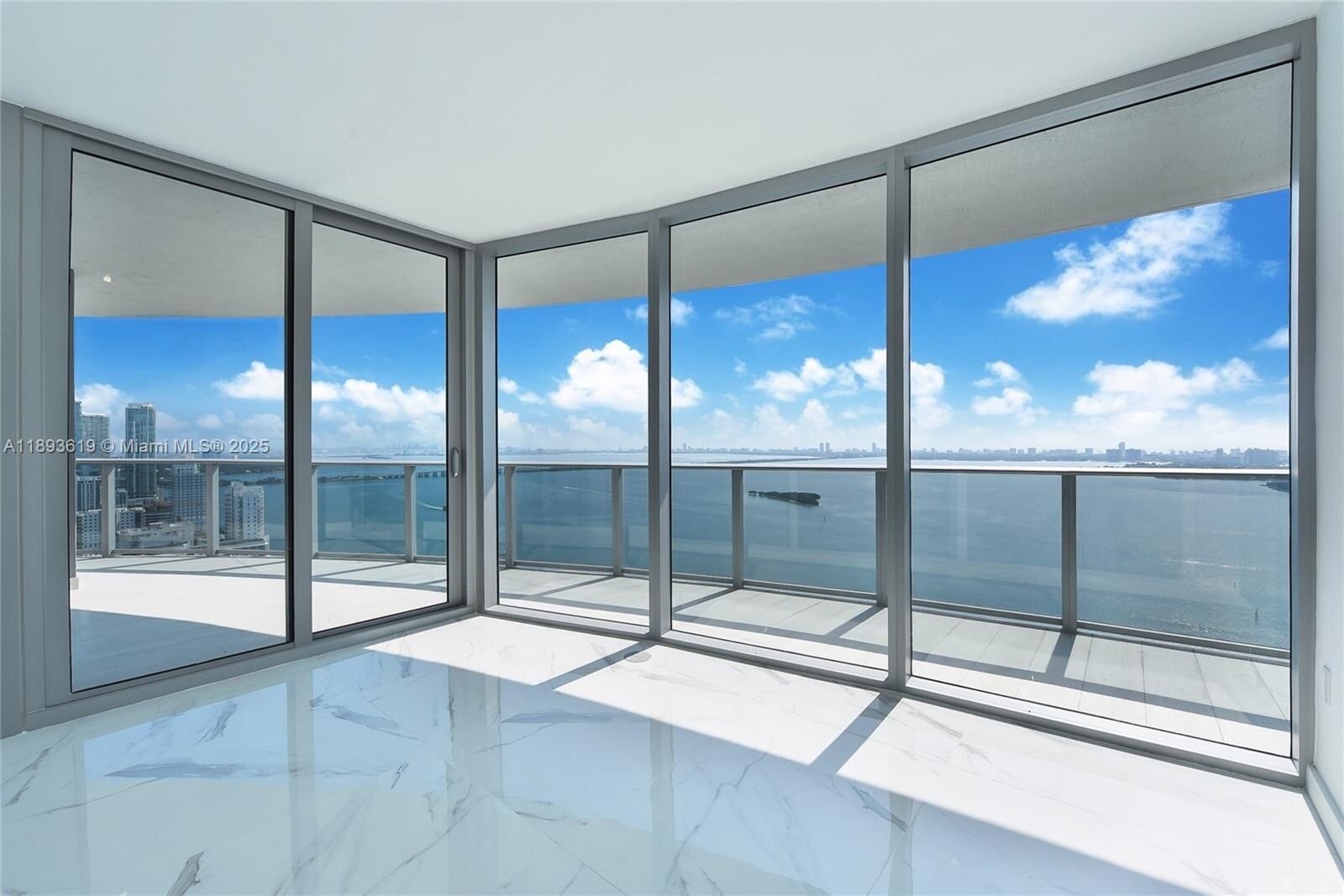 Building Photo - 488 NE 18th St