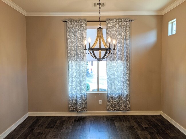 Building Photo - 21019 E Avenida Del Valle