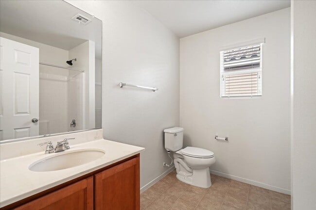 Building Photo - 8640 Bella Sparkle Ave